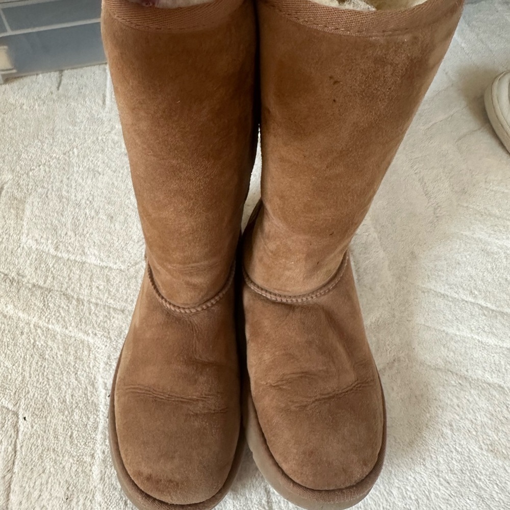 Women’s classic tall UGG boot